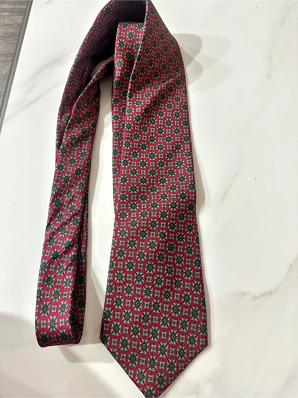 christian dior men’s red gray geometric pattern necktie designer tie